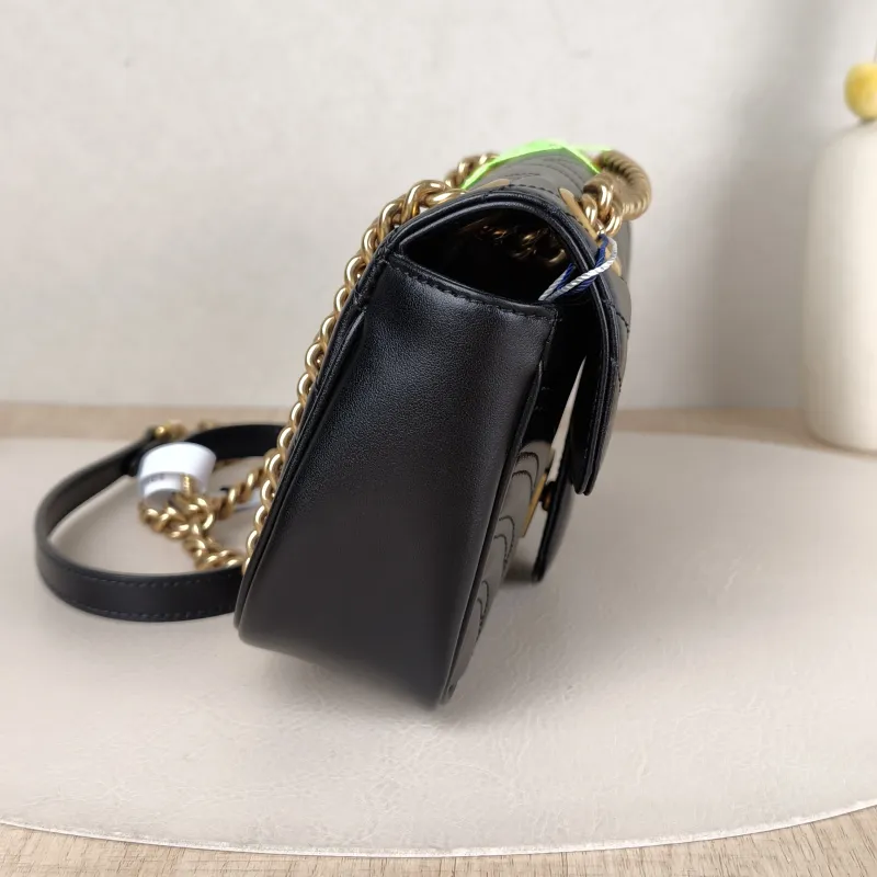 GUCCI Crossbody Bag GG Marmont Small Marmont 22Black CC alfskin Small22 × 6 × 13 cm — detail view 12 of 14