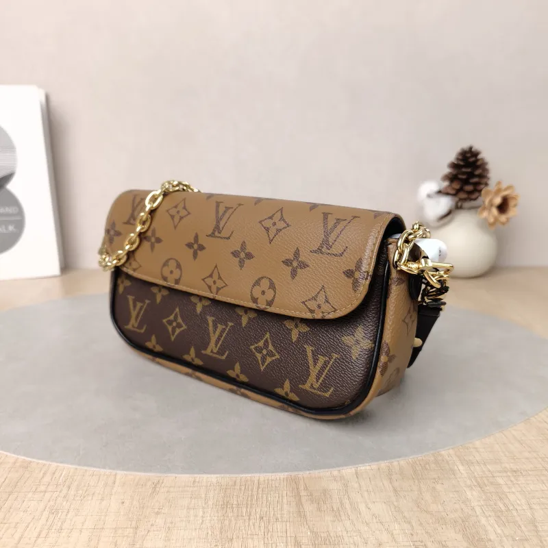 Louis Vuitton Crossbody Bag IVY Monogram PVC Small23.5 × 4.3 × 12 cm — cover view 3 of 5