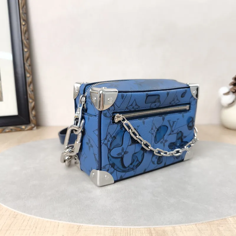 Louis Vuitton Crossbody Bag SOFT TRUNK Box Blue PV Cmini18.5 × 8 × 13 cm — cover view 3 of 5