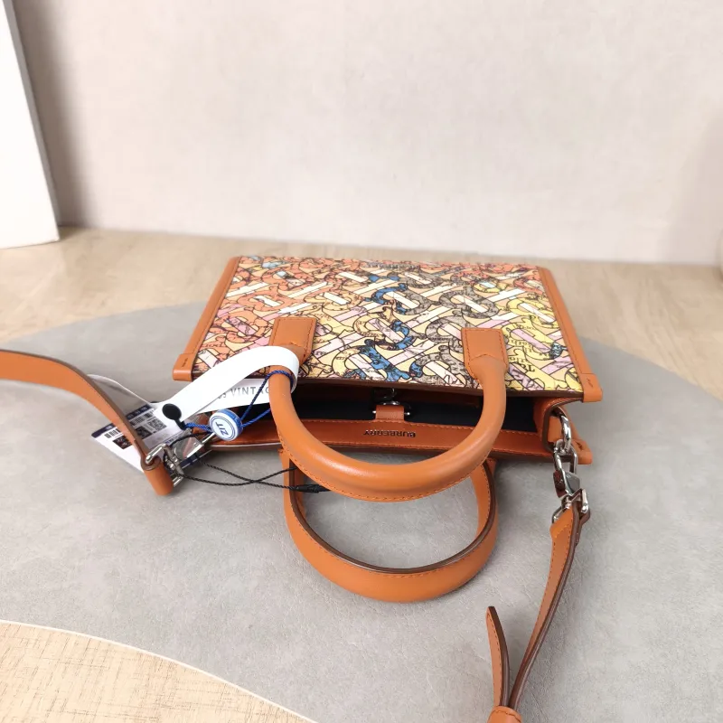 BURBERRY Top Handle Bag Tote Bag PVC One Size 19 × 5.5 × 13.5 cm — detail view 3 of 9