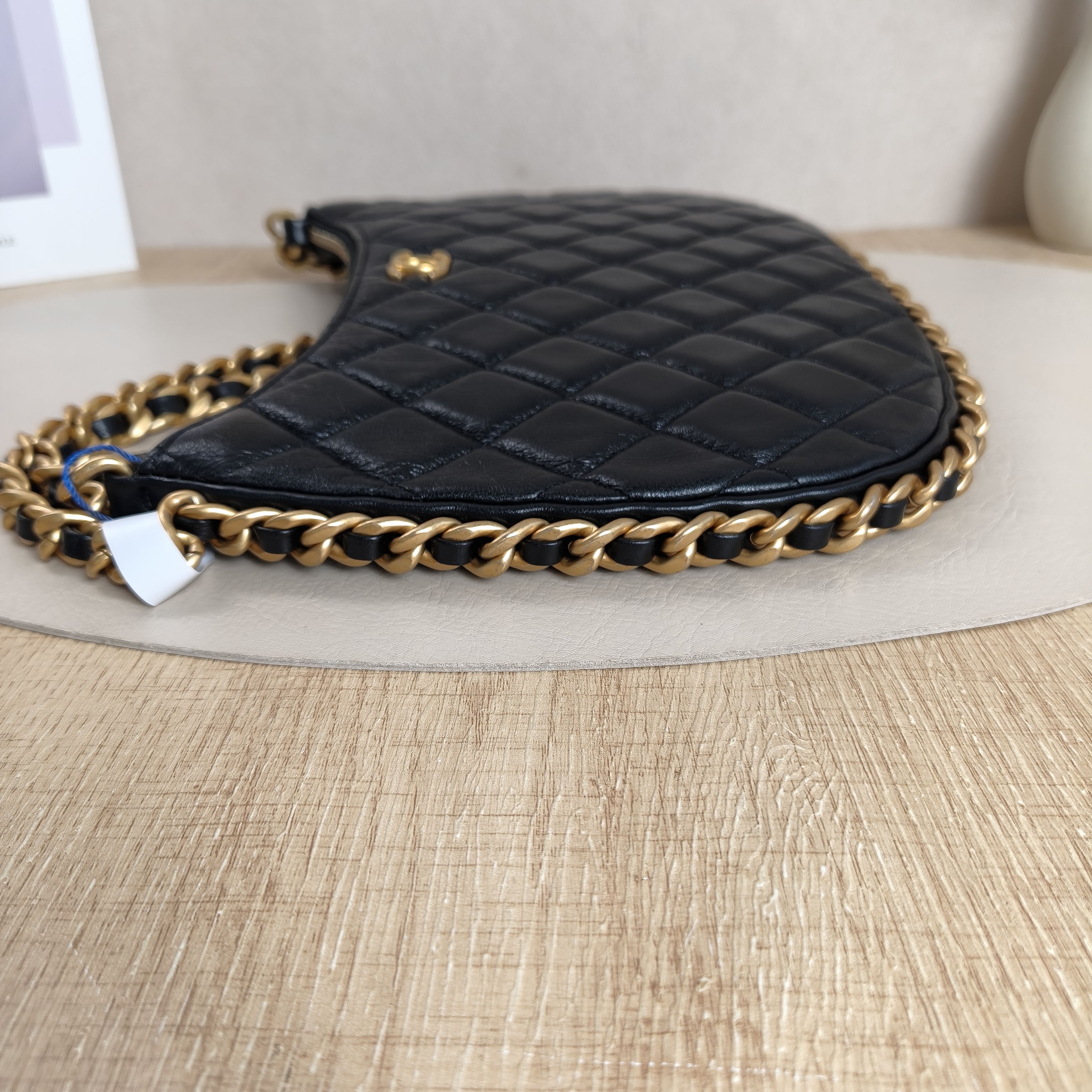 Chanel Crossbody Bag23b hobo Gabrielle Bag Black Lambskin One Size29 × 2 × 18 cm — cover view 10 of 11