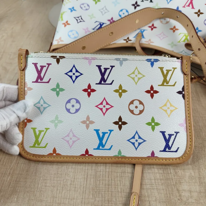 Louis Vuitton Crossbody Bag Carryall Multicolore PVC Small 29 × 12 × 24 cm — detail view 2 of 14