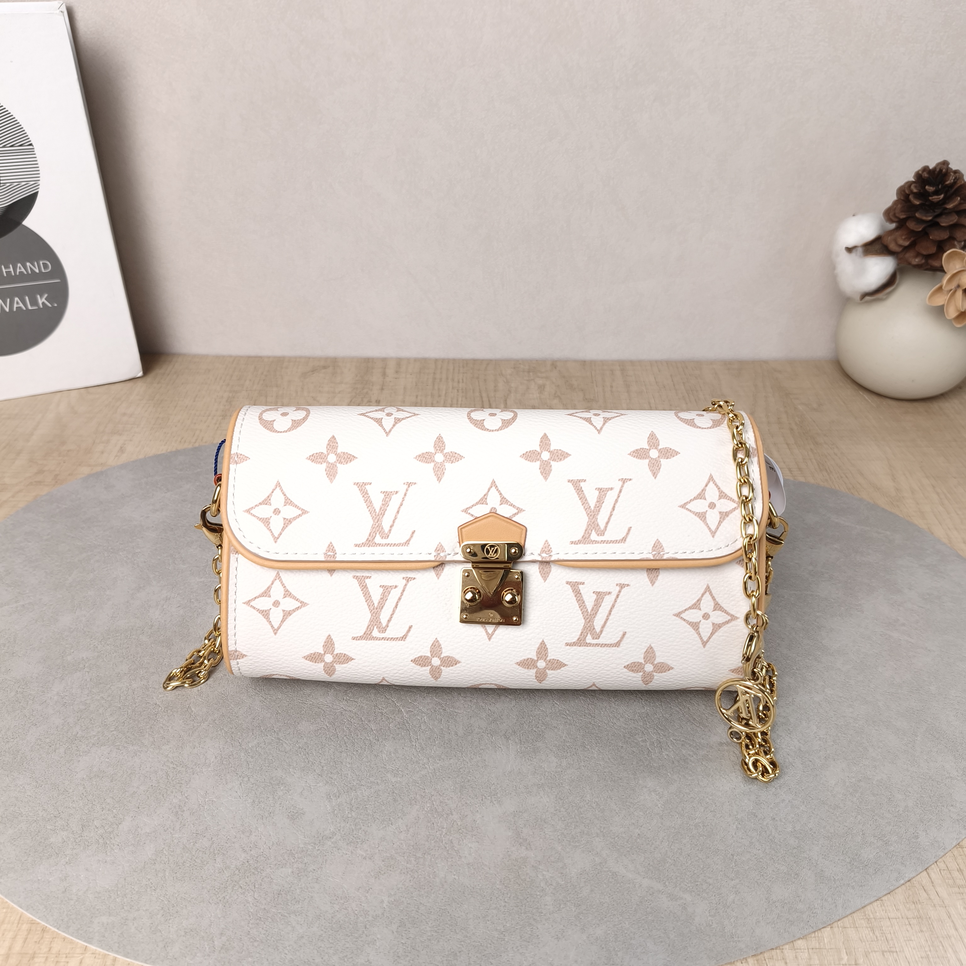 Louis Vuitton Crossbody Bag POCHETTE CAMILLE PVC One Size20.5 × 6 × 11 cm