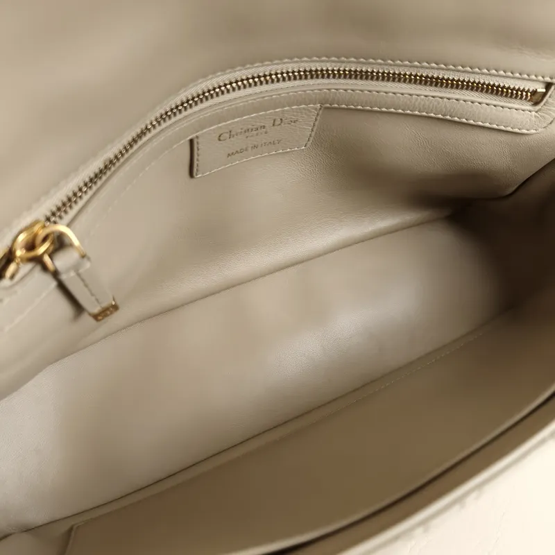DIOR Shoulder Bag Caro Chain Bag Taupe Calfskin Large 28.5 × 10 × 17.5 cm — detail view 1 of 10