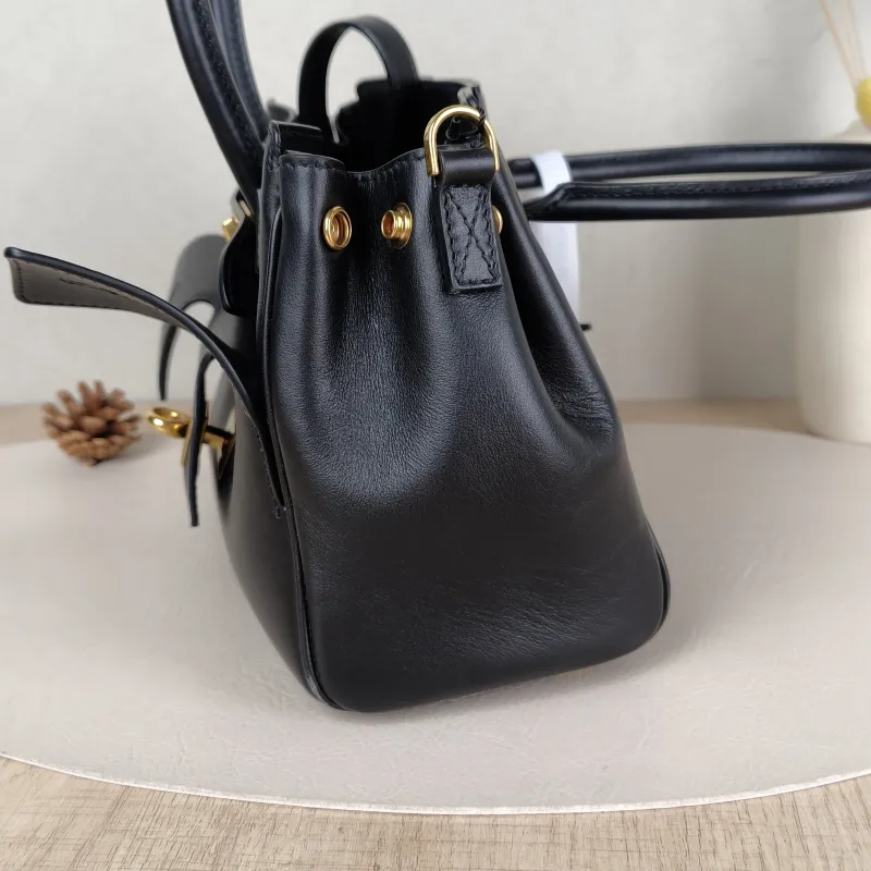 BALENCIAGA Crossbody Bag Bel air Black Calfskinmini23.5 × 8 × 17 cm — detail view 8 of 11