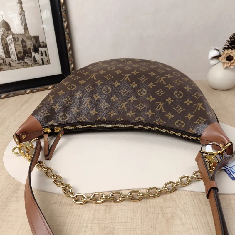 Louis Vuitton Crossbody Bag Loop Hobo Monogram PVC One Size38 × 10 × 26 cm — cover view 9 of 9