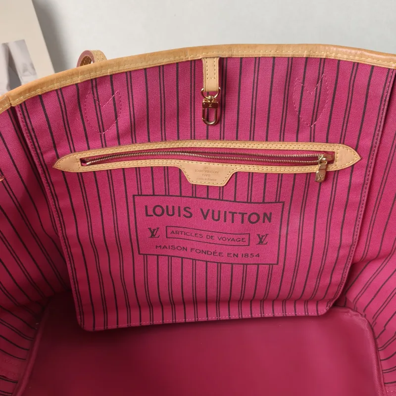 Louis Vuitton Shoulder Bag Neverfull Monogram PVC Large 39 × 19 × 32 cm — detail view 6 of 13