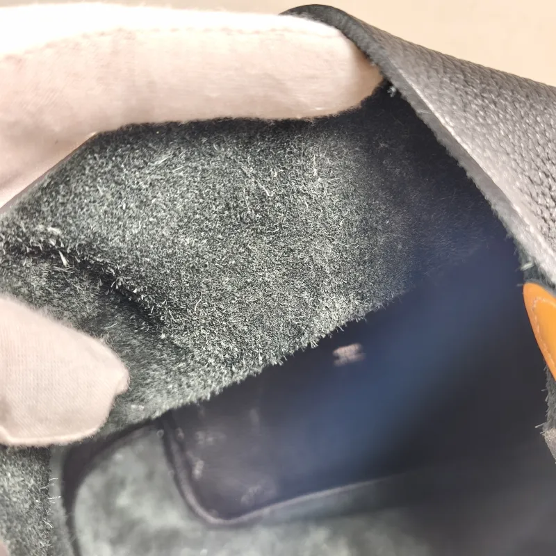 Hermès Top Handle Bag Picotin Lock 22 22 Black Colorblock Taurillon Clemence TC Calfskin Medium 22 × 18 × 21 cm A — detail view 1 of 9