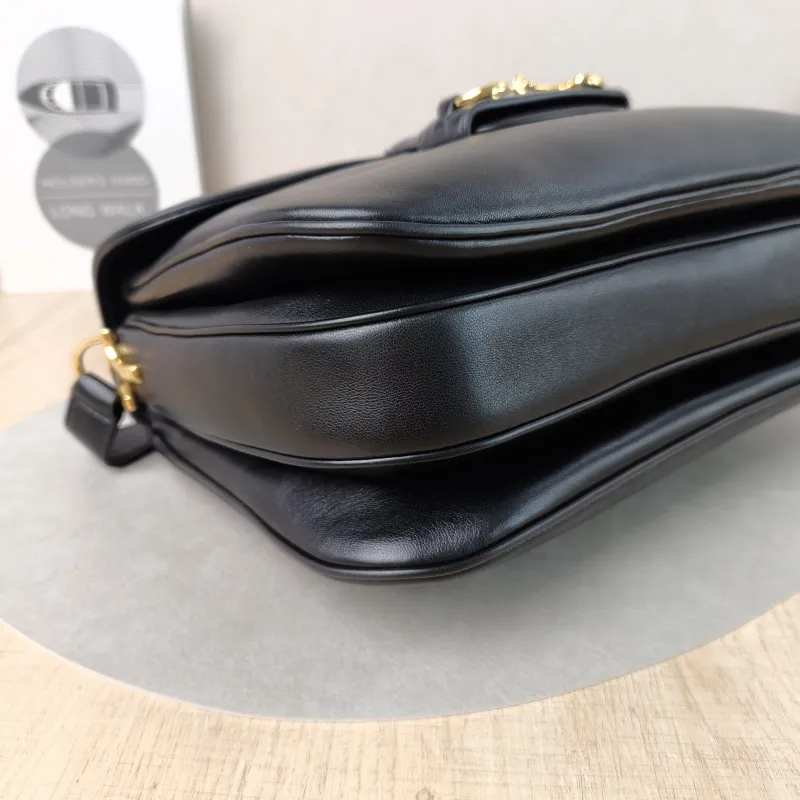 GUCCI Crossbody Bag Horsebit 1955 Horsebit Edition Medium Black Lambskin Medium 30 × 11 × 20.5 cm — detail view 10 of 14