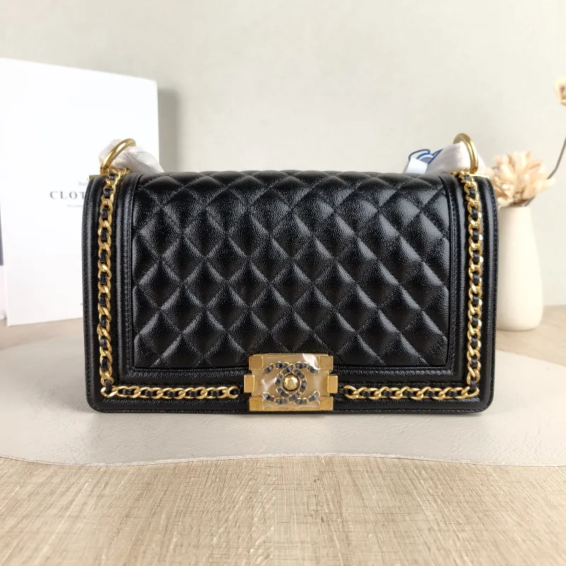 Chanel Crossbody Bag Le Boy​ Black Grained Calfskin Medium 25 × 9 × 15 cm