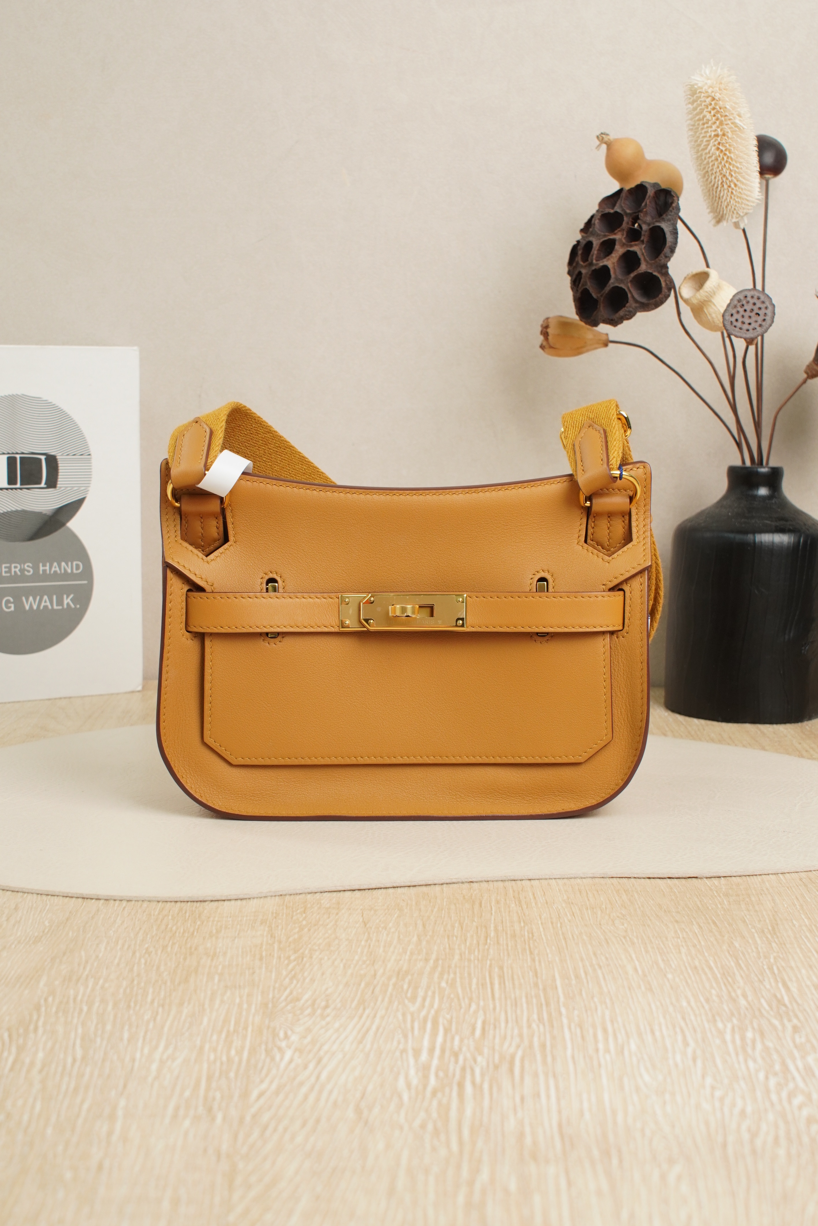 Hermès Shoulder Bag Caramel Calfskinmini23 × 5 × 17 cm