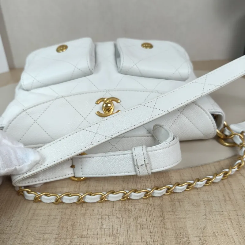Chanel Shoulder Bag supple twins White Grained Calfskin Small24.5 × 5 × 19 cm — detail view 3 of 15