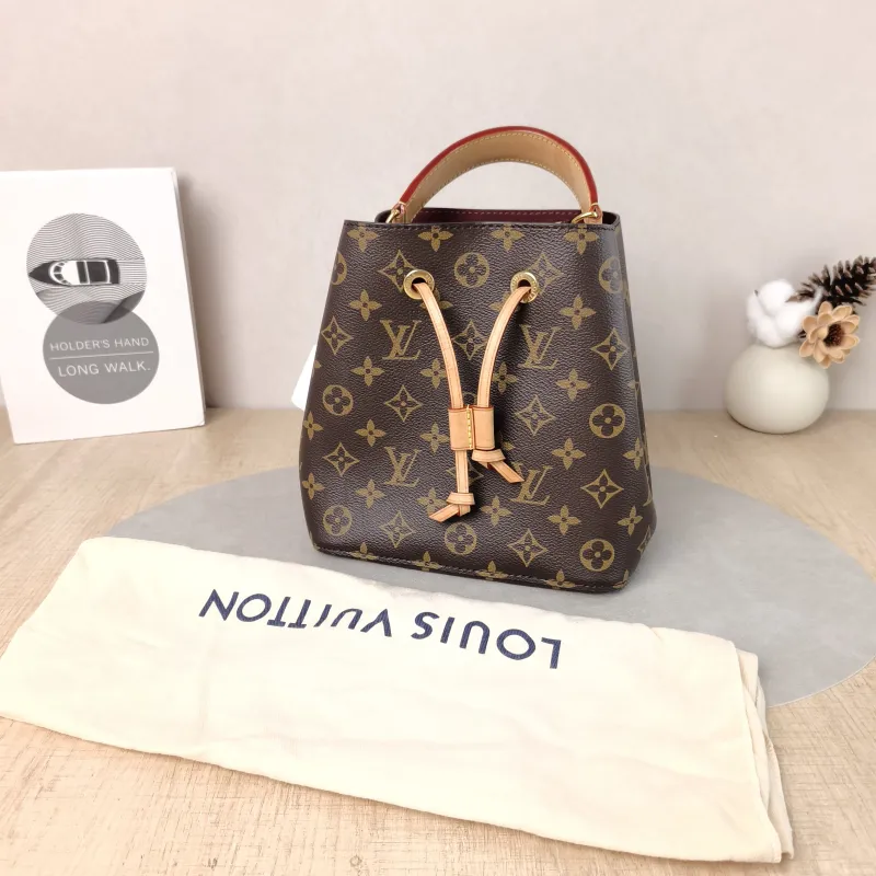Louis Vuitton Crossbody Bag NÉONOÉ Bucket Bag BB Monogram PVC BB 20 × 13 × 20 cm — cover view 6 of 6