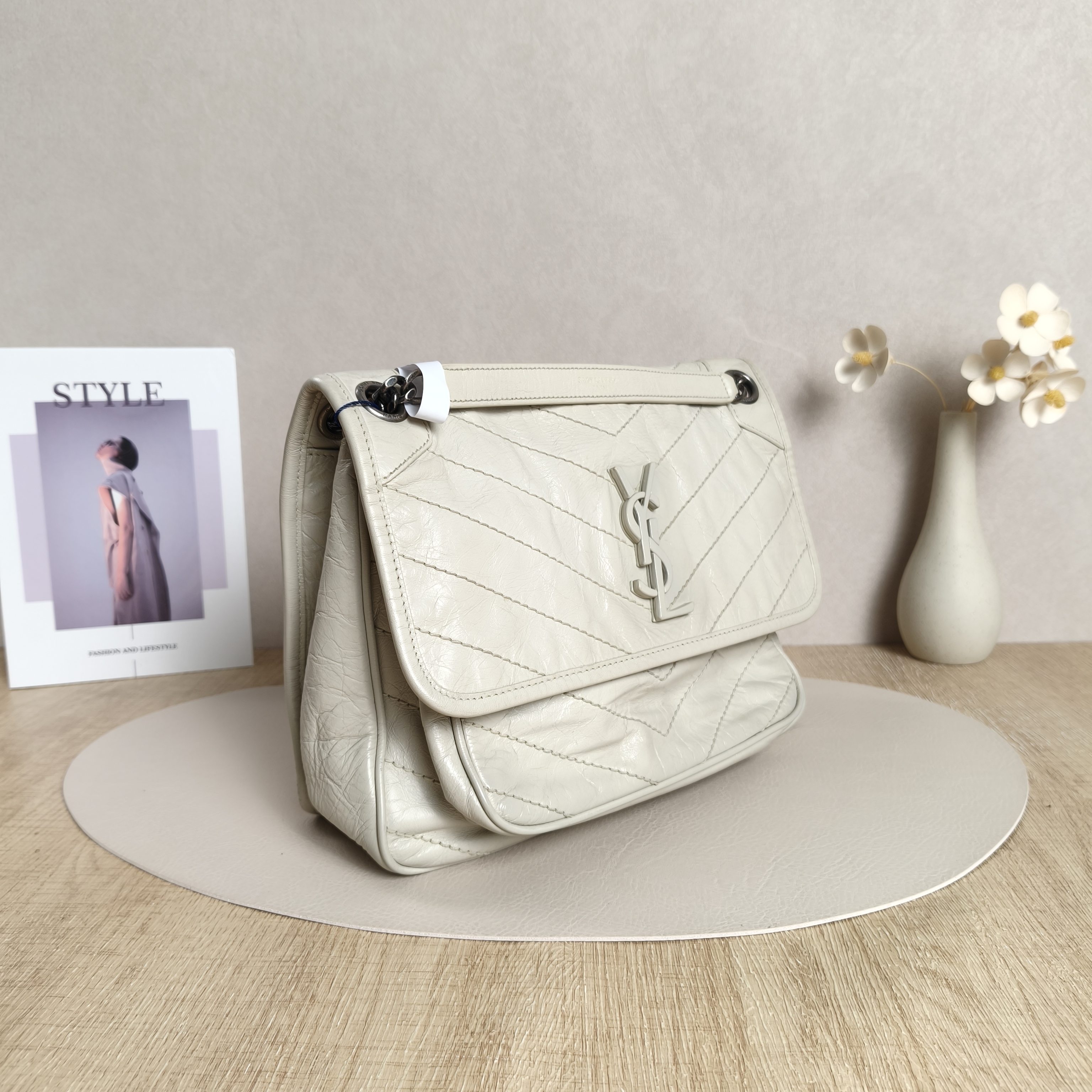 SAINT LAURENT Crossbody Bag Niki D Waxed Leather Calfskin Medium28 × 8.5 × 20 cm — cover view 4 of 10