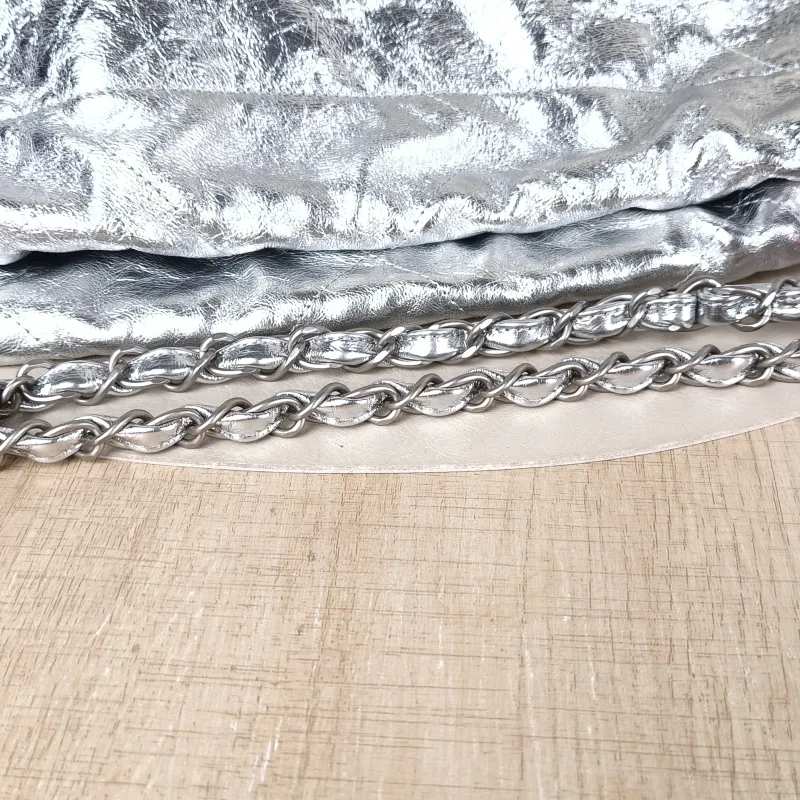 Chanel Shoulder Bag 22Bag Silver Calfskin Small 35 × 7 × 37 cm — detail view 4 of 14