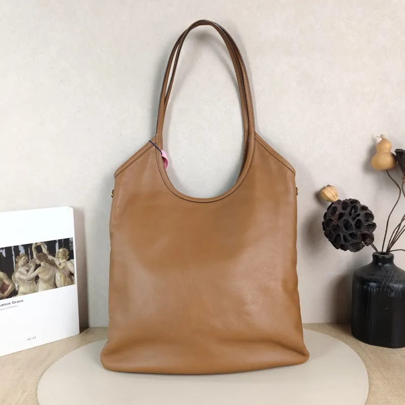 Miumiu Shoulder Bag IVY Tote Shopping Tote CC alfskin Medium 35*40 — cover view 3 of 5