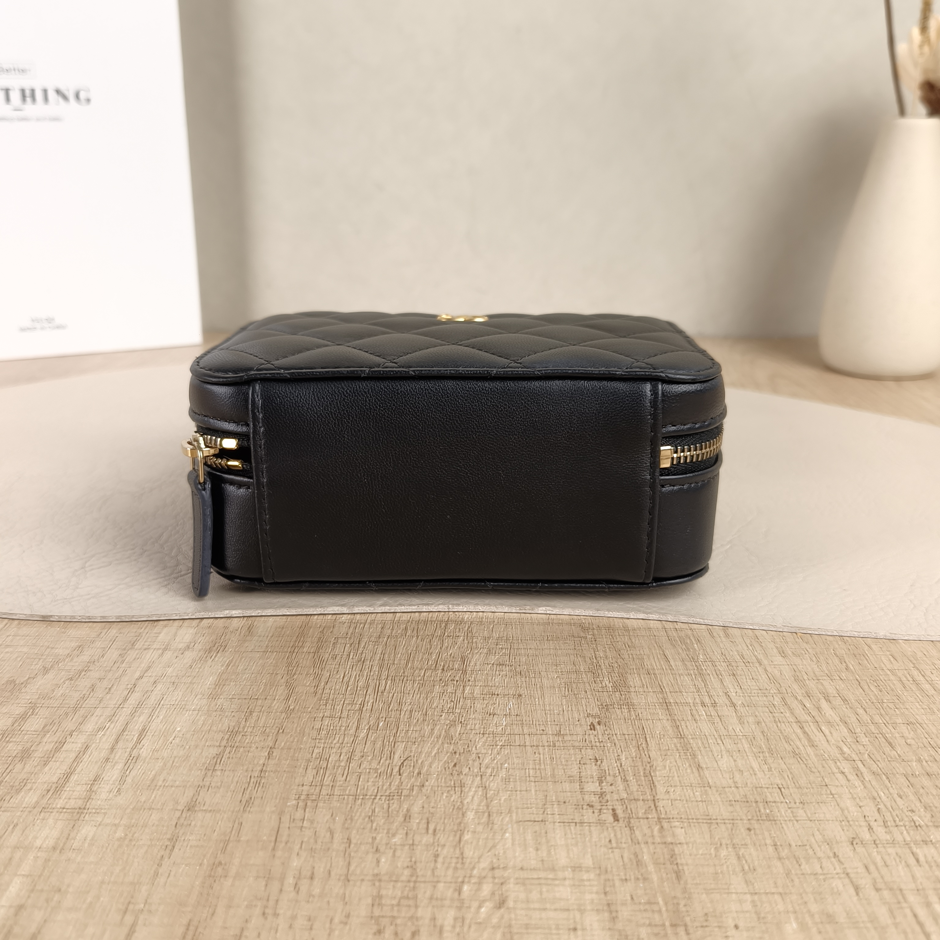 Chanel Crossbody Bag Camera Bag Black Lambskin One Size15 × 6 × 10 cm — cover view 4 of 5