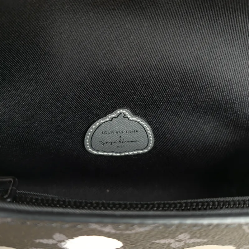 Louis Vuitton Crossbody Bag Steamer Box Monogram · PVC Mini 18 × 6.5 × 11 cm — detail view 8 of 11