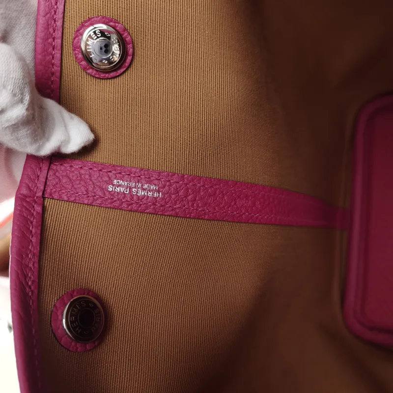 Hermès Top Handle Bag Garden Party 36 36 9I Canvas · Negonda Calfskin Large 36 × 17 × 26 cm Y — detail view 4 of 9