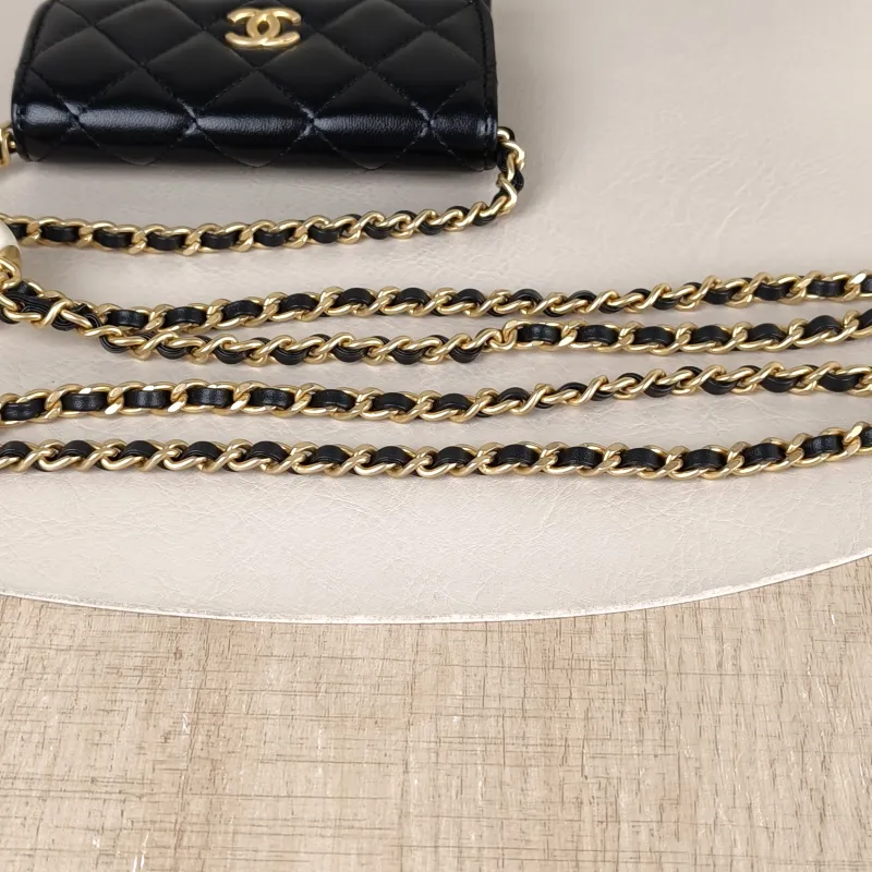 Chanel Crossbody Bag Crossbody Bag Black with Gold-Tone Hardware Lambskinmini12 × 2.5 × 9.5 cm — detail view 9 of 14
