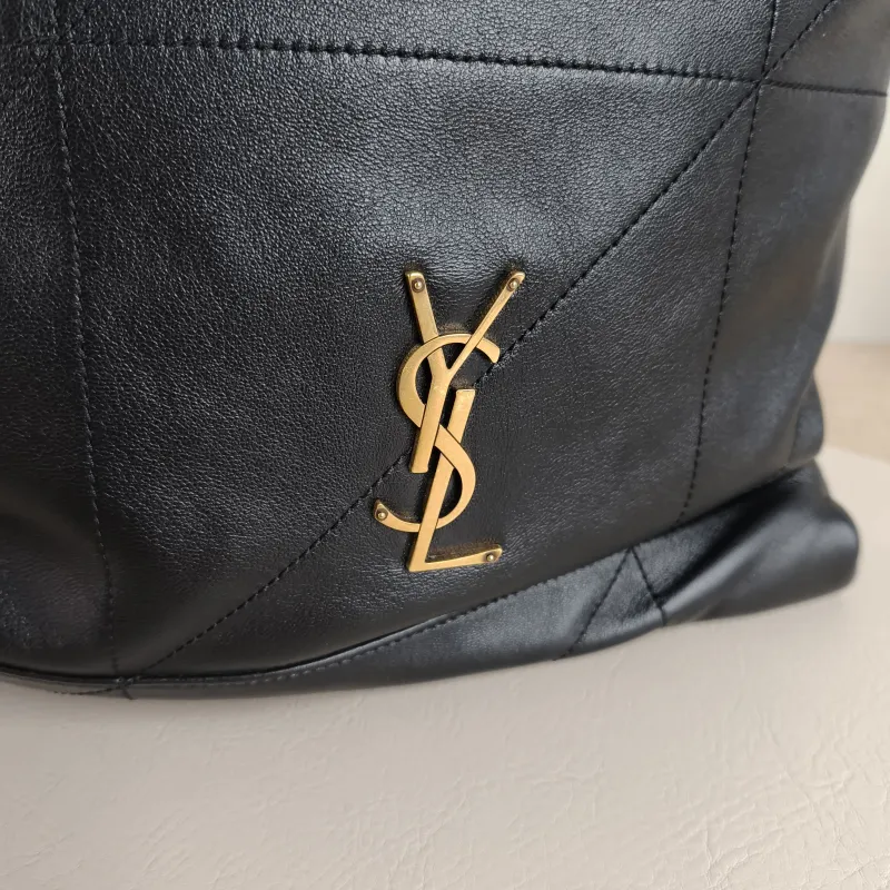 SAINT LAURENT Crossbody Bag JAMIE POCHON Black Lambskin Medium 27 × 3 × 34 cm — detail view 5 of 10
