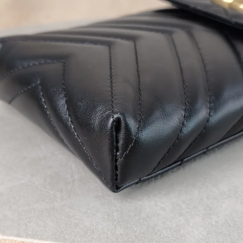 GUCCI Crossbody Bag Crossbody Bag Black Calfskin 10 × 3 × 19 cm — detail view 4 of 9