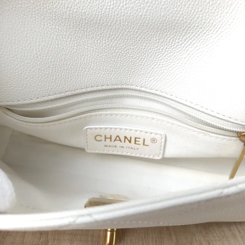 Chanel Crossbody Bag 25k cf Collection Top Handle Bag White Gold Grained Calfskin One Size 20 × 5 × 13 cm — detail view 3 of 13