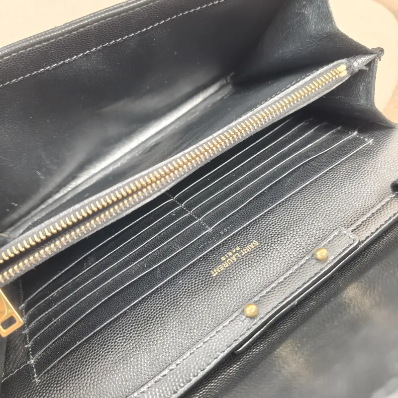 SAINT LAURENT Crossbody Bag ENVELOPE Black Grained Calfskin Small21 × 6 × 13 cm — detail view 11 of 15