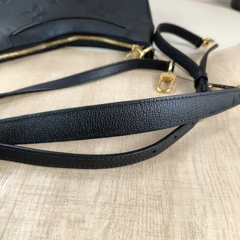 Louis Vuitton Shoulder Bag Bagatelle Black Empreinte Embossed Calfskin Small24 × 7 × 18 cm — detail view 5 of 10