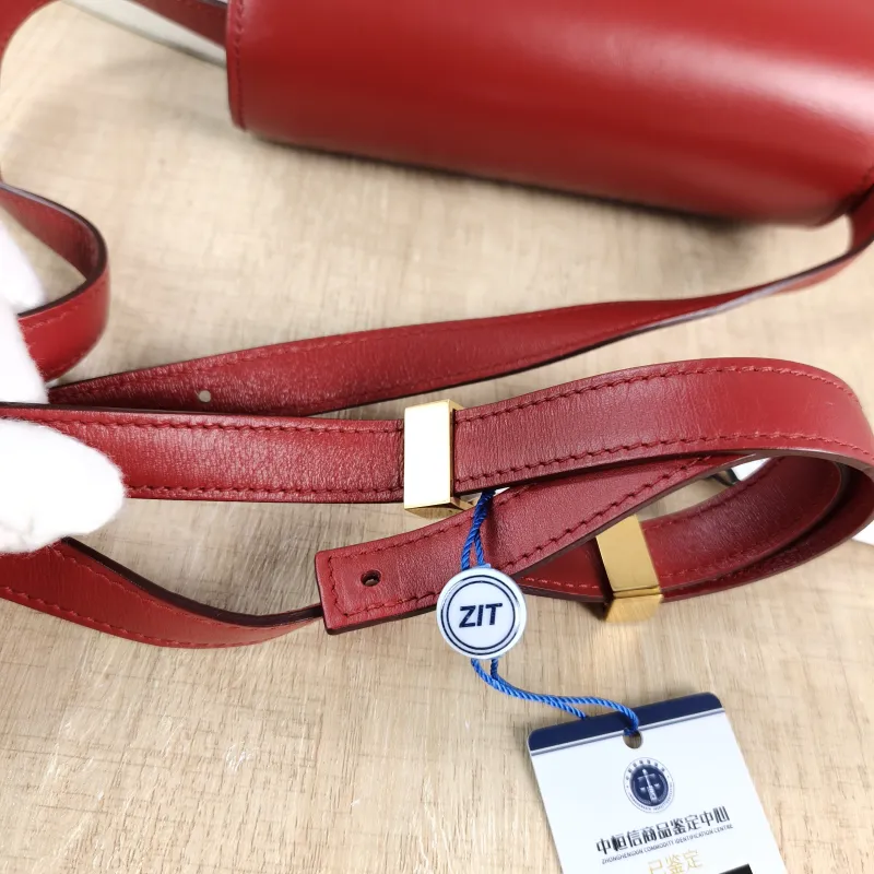 CELINE Crossbody Bag Classic Box Red Calfskin Mini 16 × 7 × 13 cm Conditioned — detail view 9 of 11