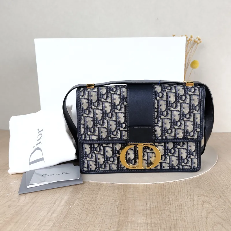DIOR Crossbody Bag30Montaigne 30 Edition Canvas Medium24 × 8 × 17 cm — cover view 3 of 6