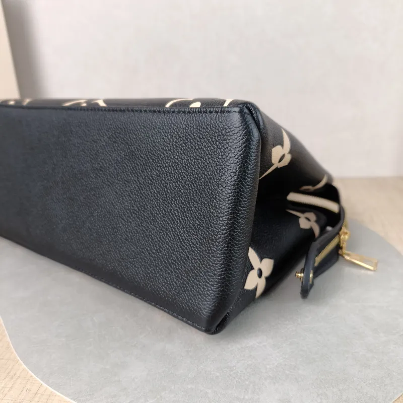 Louis Vuitton Crossbody Bag PETIT PALAIS Tote Bag Monogram Empreinte Embossed Calfskin Small 29 × 12.5 × 18 cm — detail view 11 of 13