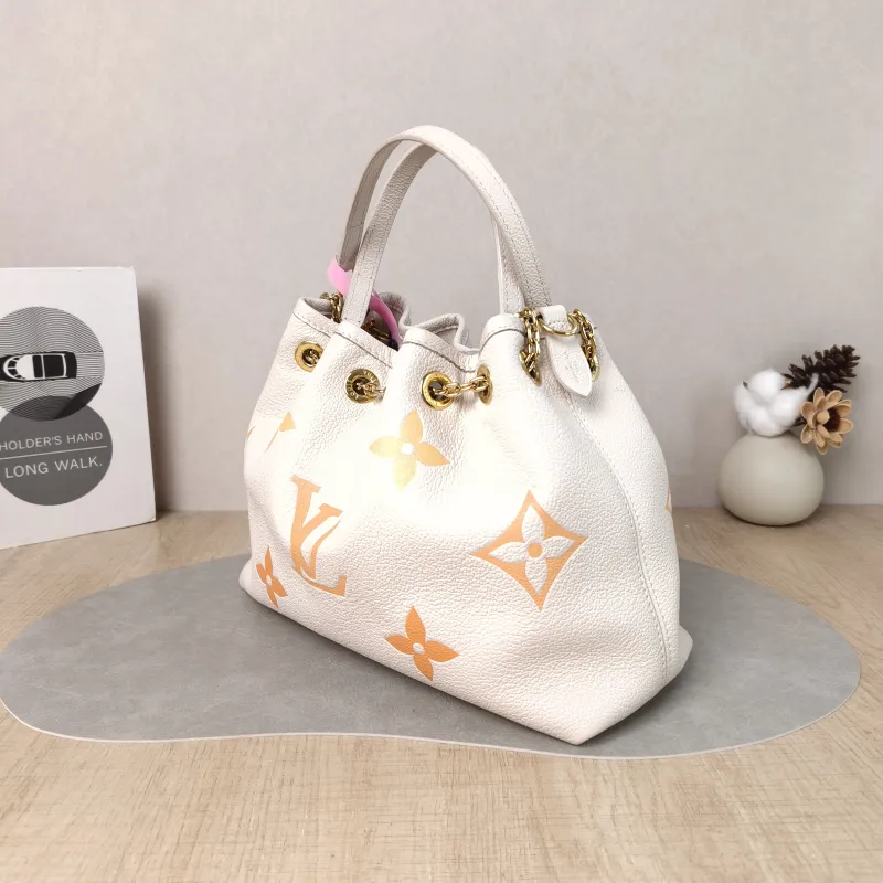 Louis Vuitton Crossbody Bag BUNDLE Beige Empreinte Embossed Calfskin Medium 28 × 11.5 × 20 cm — cover view 5 of 6