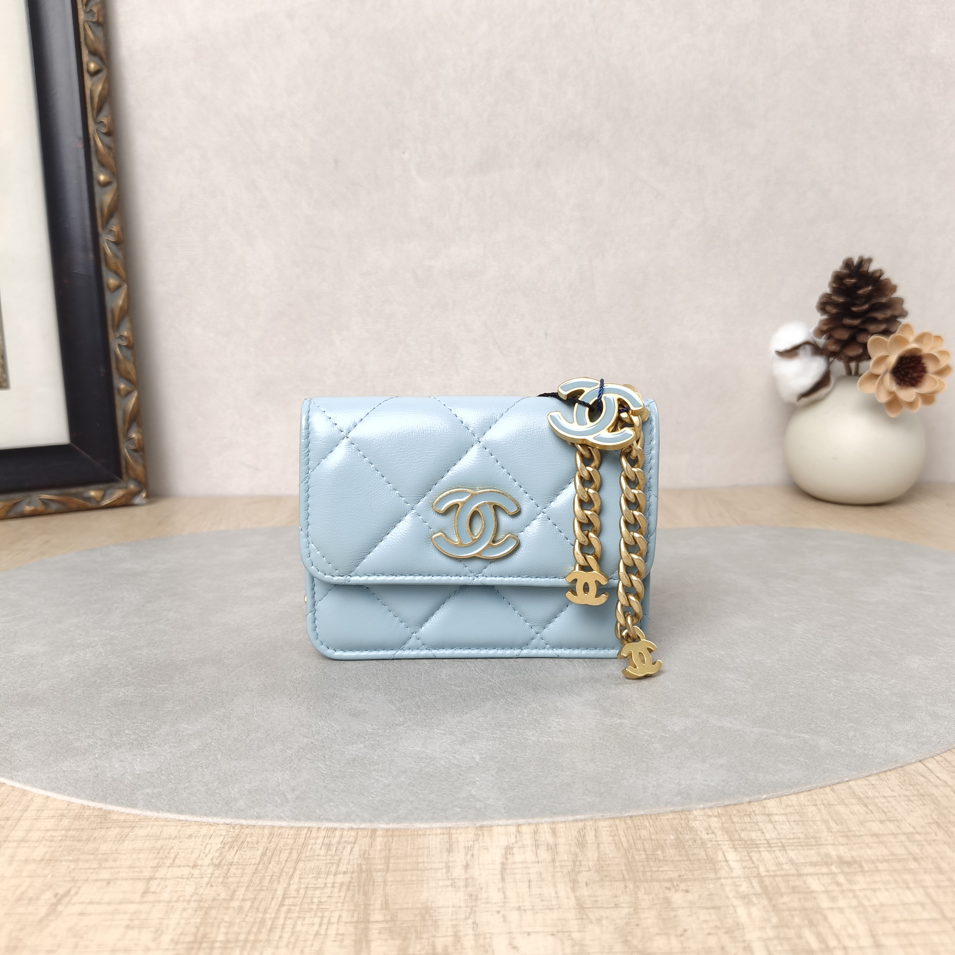 Chanel C Logo Belt Bag Belt Bag Lambskin12 × 2.5 × 9 cm