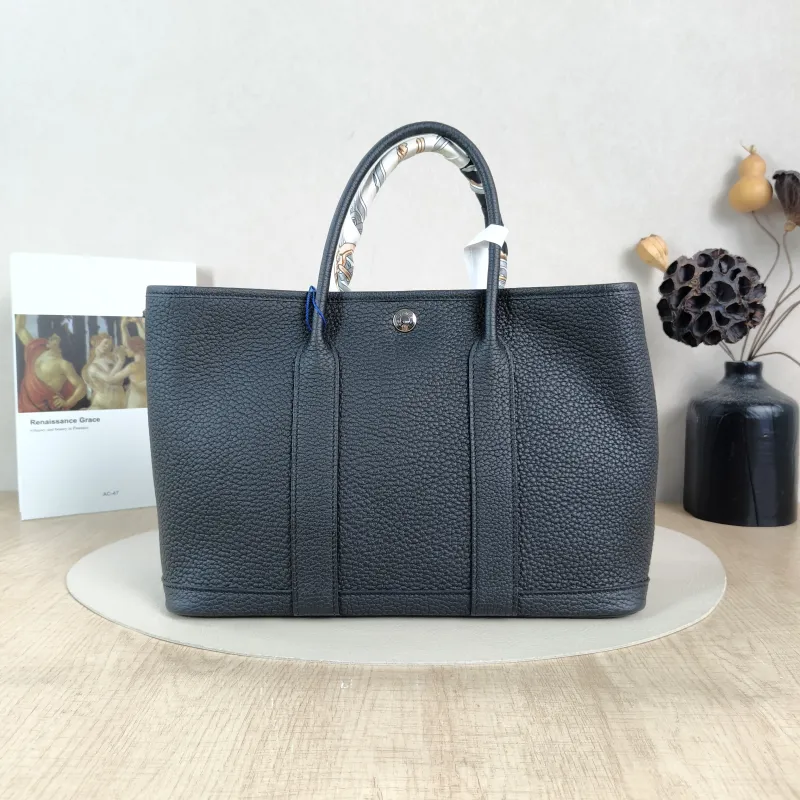Hermès Top Handle Bag Garden Party 30 30Black Negonda Calfskin Medium30 × 13 × 21 cm — cover view 6 of 6