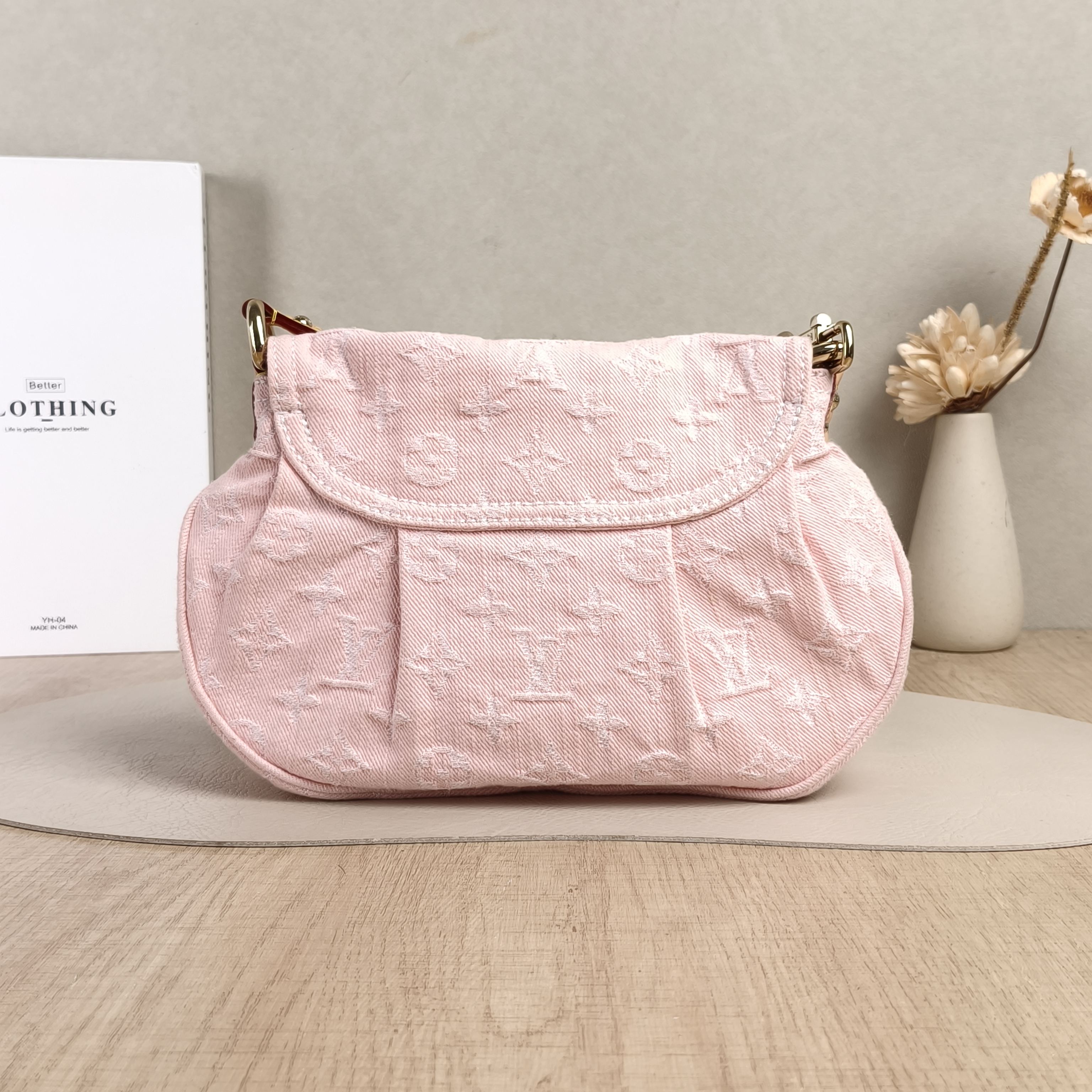 Louis Vuitton Shoulder Bag · Sunset Pink 27 × 3 × 18 cm — cover view 2 of 6