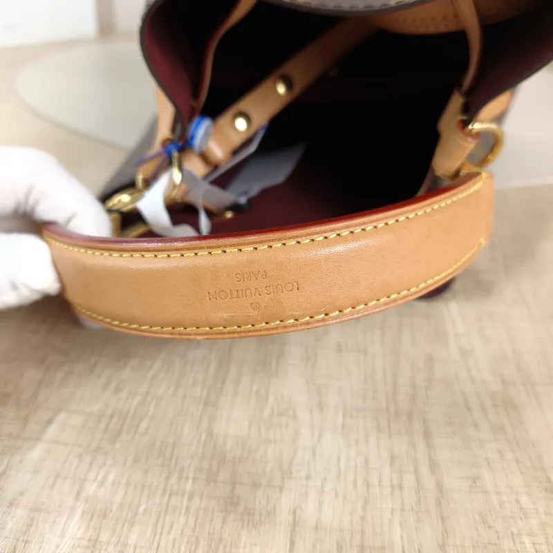 Louis Vuitton Crossbody Bag NÉONOÉ Bucket Bag BB Monogram PVC BB 20 × 13 × 20 cm — detail view 10 of 10
