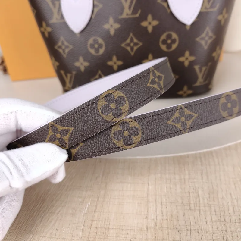 Louis Vuitton Crossbody Bag NEVERFULL INSIDE OUT BB PVCBB26.5 × 11 × 16.5 cm — detail view 7 of 12