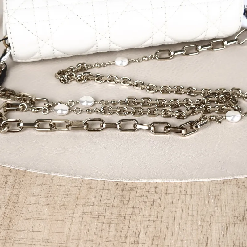 DIOR Crossbody Bag My Chain Bag White Lambskin18 × 3.5 × 10 cm — detail view 5 of 11