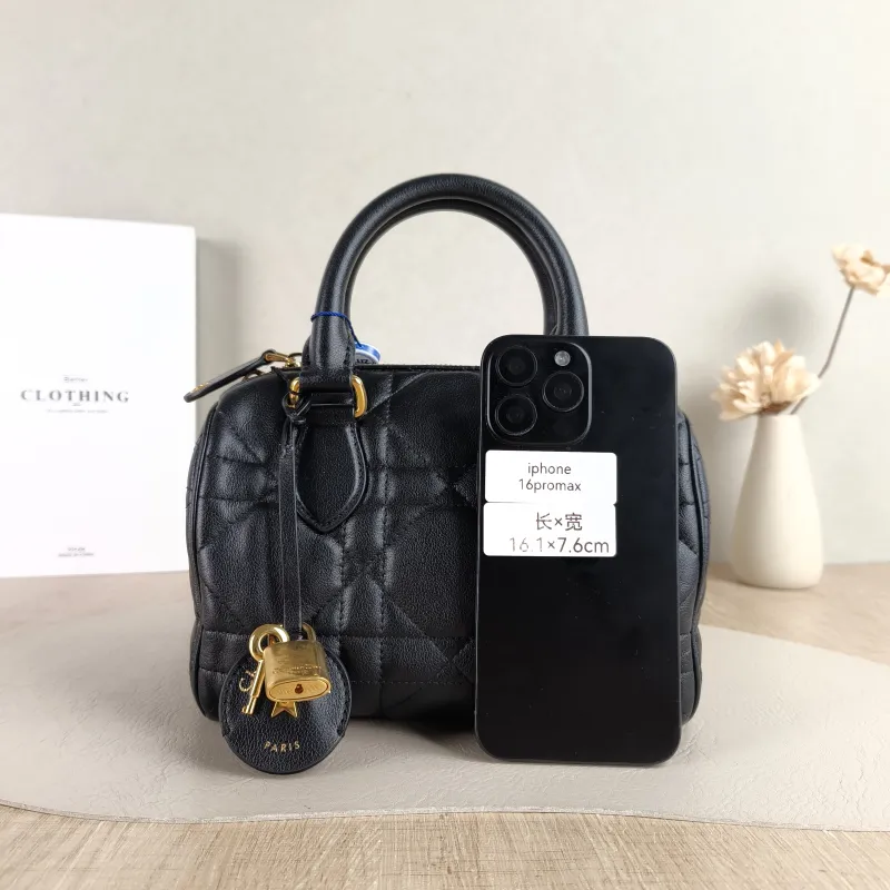 DIOR Crossbody Bag Groove 20 Top Handle Bag Black Calfskin Small 20.5 × 12 × 13.5 cm — cover view 3 of 5
