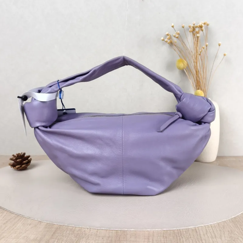 Bottega Veneta Top Handle Bag Jodie Calfskin Mini 28 × 14 × 15 cm
