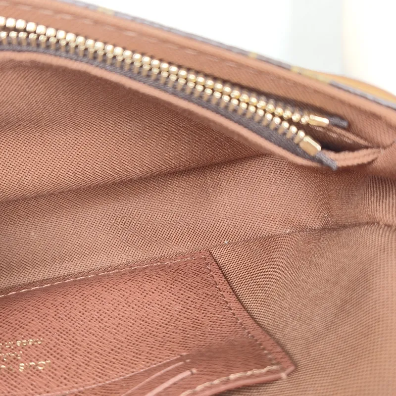 Louis Vuitton Crossbody Bag IVY Monogram PVC Small 23.5 × 4.3 × 12 cm — detail view 5 of 12