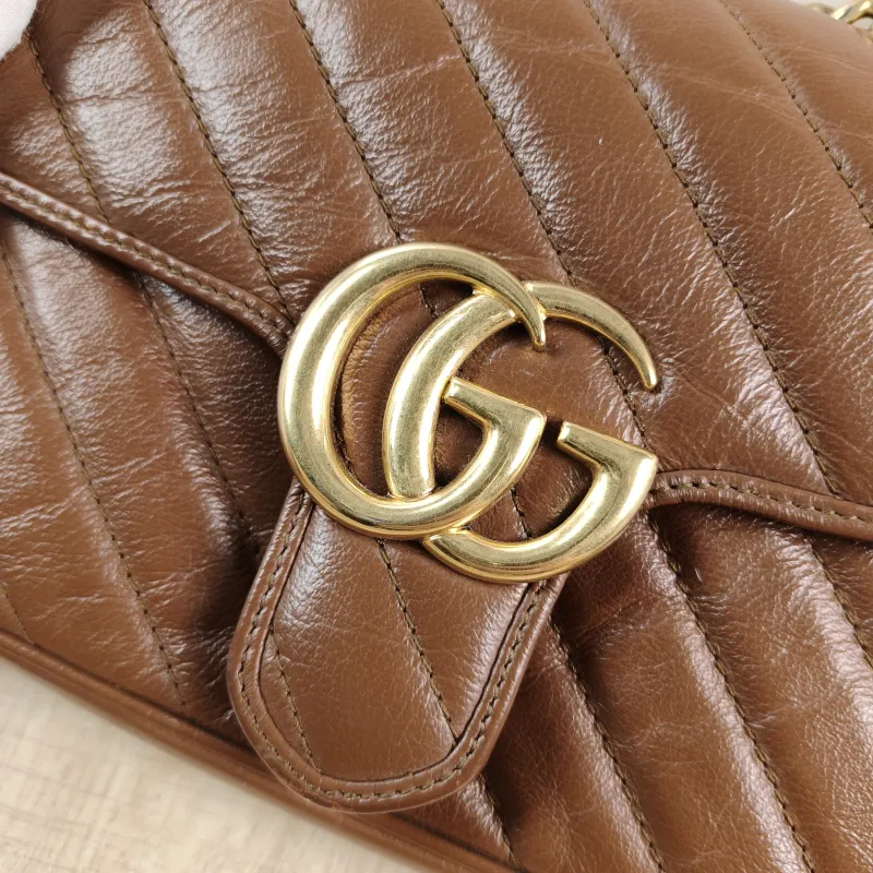 GUCCI Crossbody Bag GG Marmont Small Marmont 22 Caramel Calfskin Small 22 × 6 × 13 cm — detail view 12 of 13