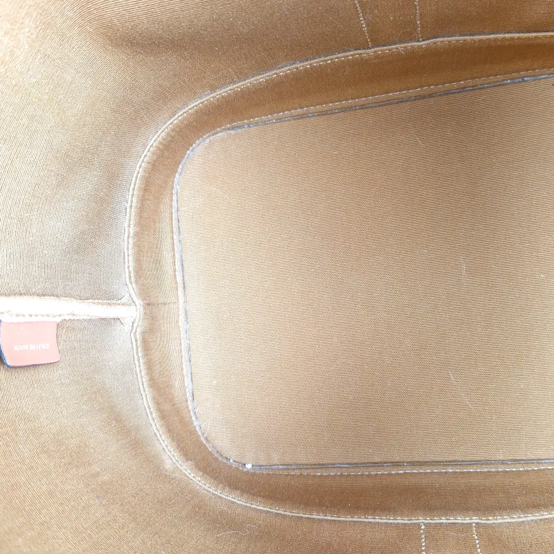 CELINE Crossbody Bag Triomphe Bucket Bag Monogram PVC Medium 24 × 18 × 27 cm — detail view 9 of 10