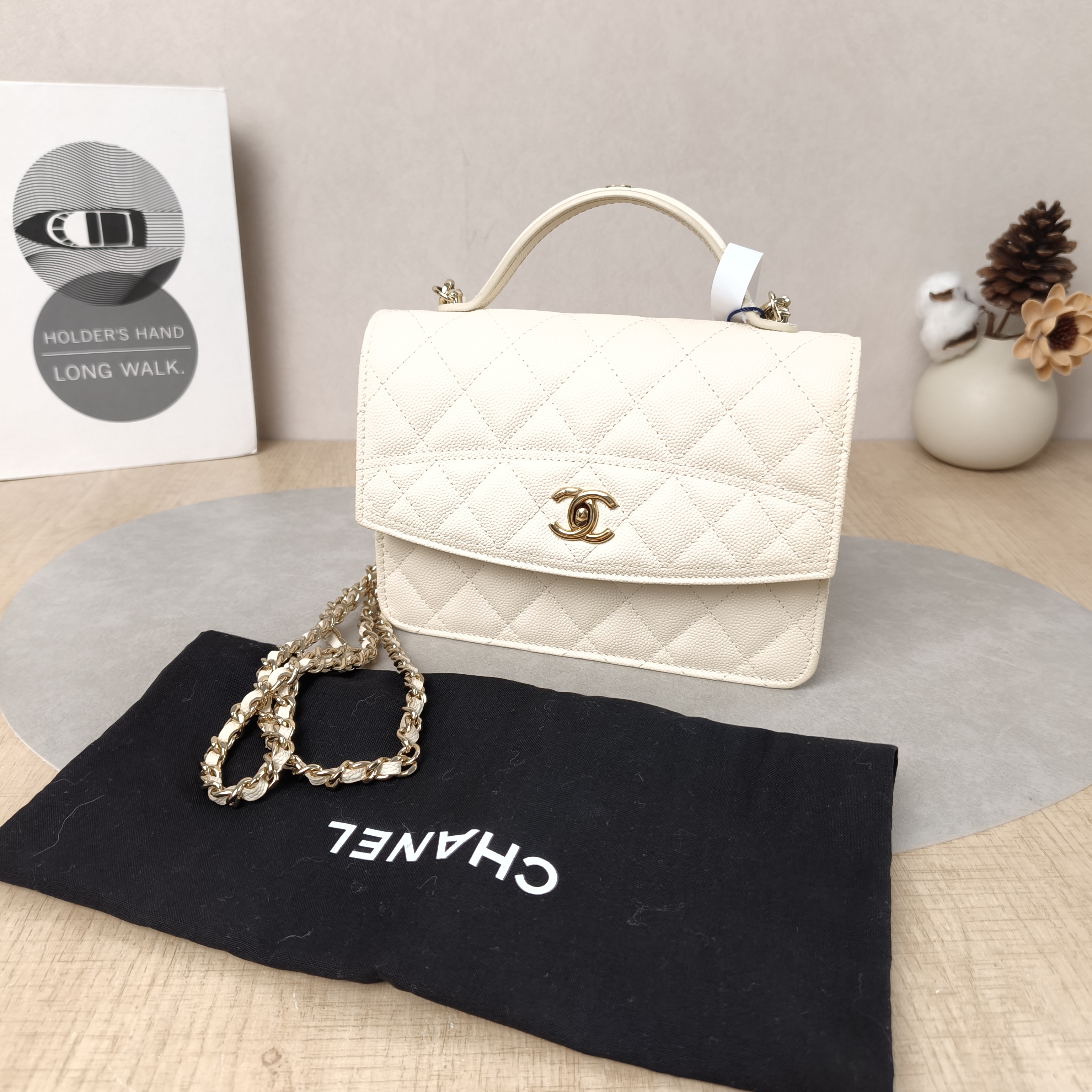 Chanel Backpack Backpack Beige Grained Calfskin One Size18.2 × 5 × 14 cm — cover view 4 of 6