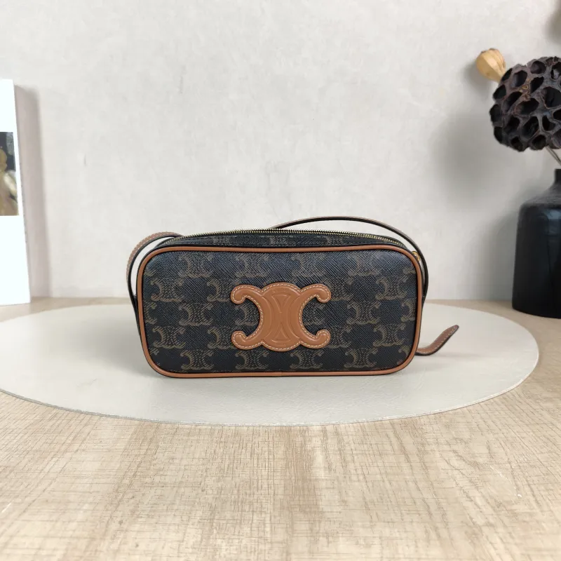 CELINE Shoulder Bag Shoulder Bag Monogram PV Cmini19 × 3.5 × 9 cm