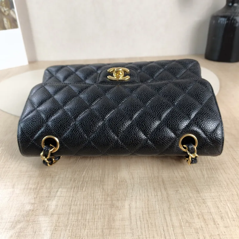 Chanel Crossbody Bag Classic Flap CF Black Grained Calfskin Small 23 × 6 × 14.5 cm 30 Conditioned — detail view 10 of 12