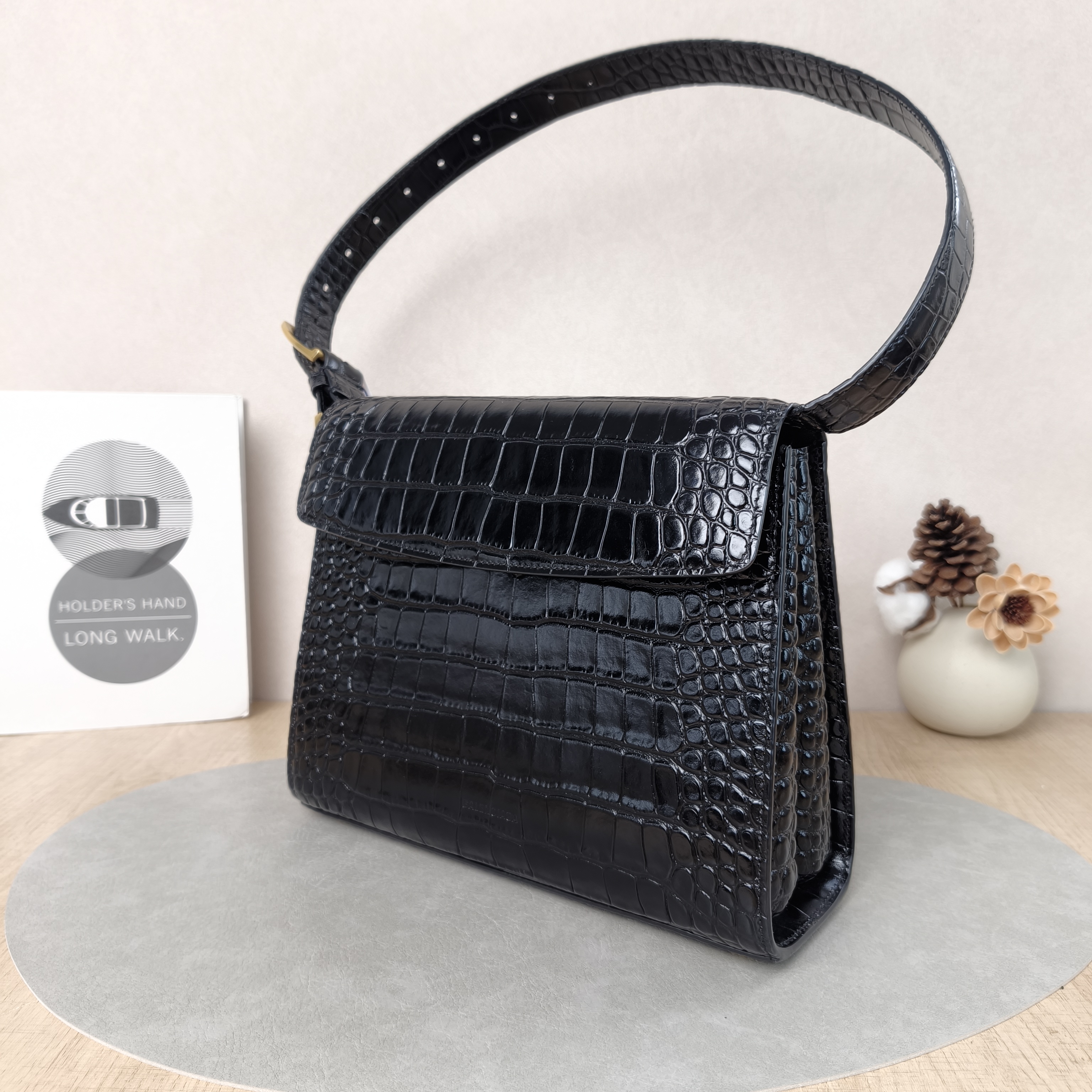 BALENCIAGA Shoulder Bag Shoulder Bag Black Calfskin One Size26 × 9 × 21 cm — cover view 5 of 5
