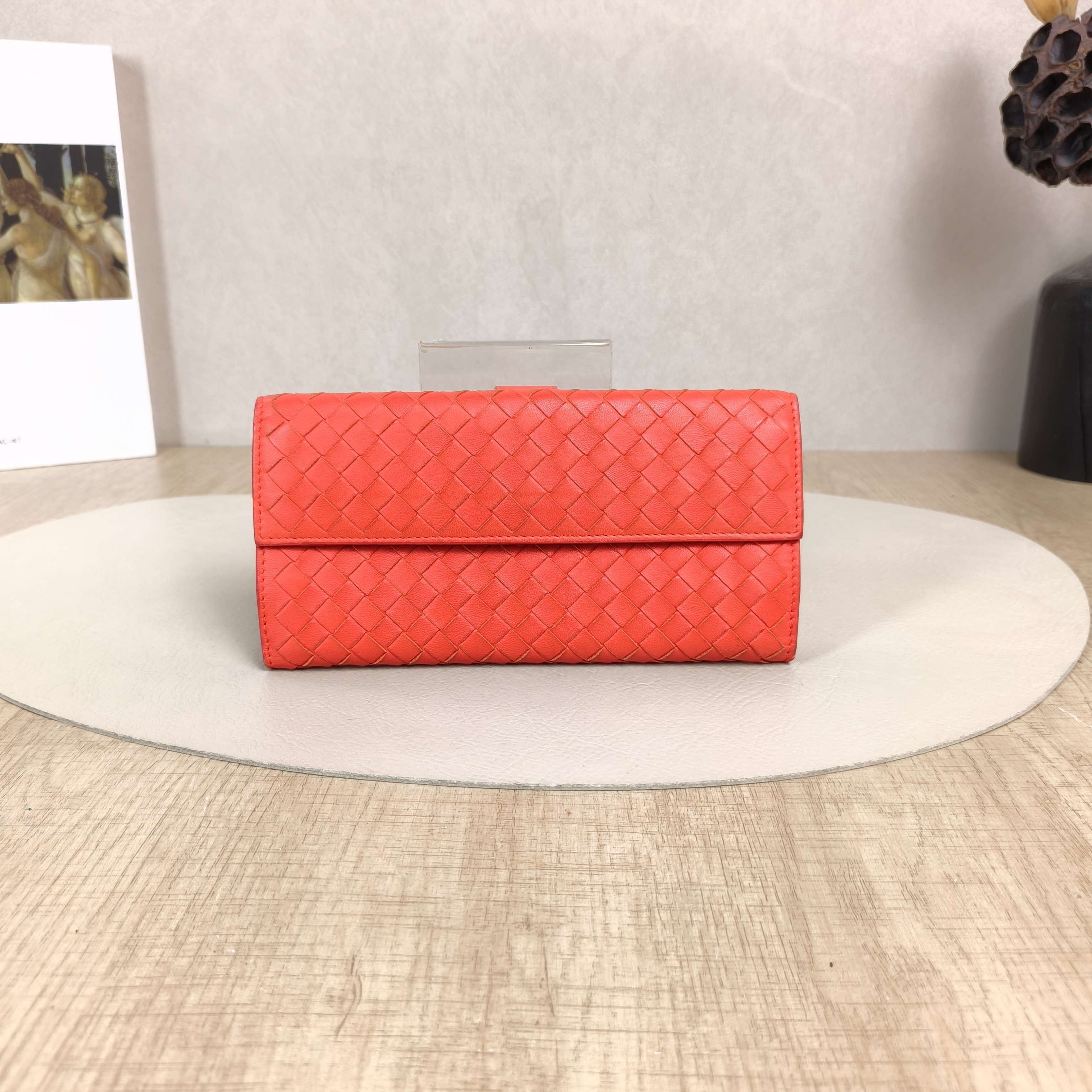 Bottega Veneta Wallet Woven Edition Wallet Red Lambskin 19 × 2.5 × 10 cm