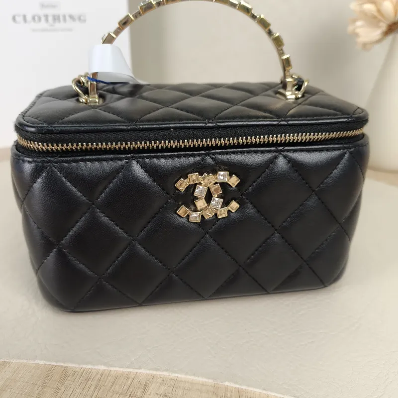 Chanel Crossbody Bag 24p Edition Box Bag Cosmetic Bag Black Lambskin 17 × 8 × 9.5 cm — detail view 3 of 14
